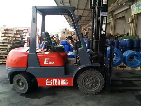叉车